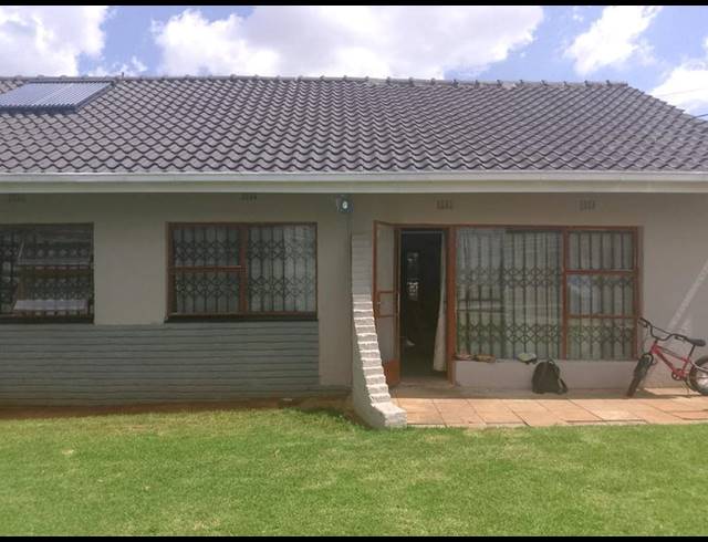 3 BEDROOM HOUSE FOR SALE IN WITPOORTJIE